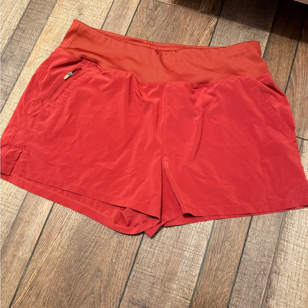 All in Motion Red Athletic Shorts Lightweight Mid-Thigh